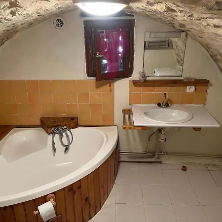 Le Col De Perjuret Apartamento Fraissinet-de-Fourques